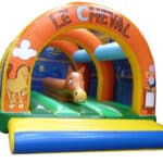 Parcours Obstacles Gonflable 3 Arches Cheval